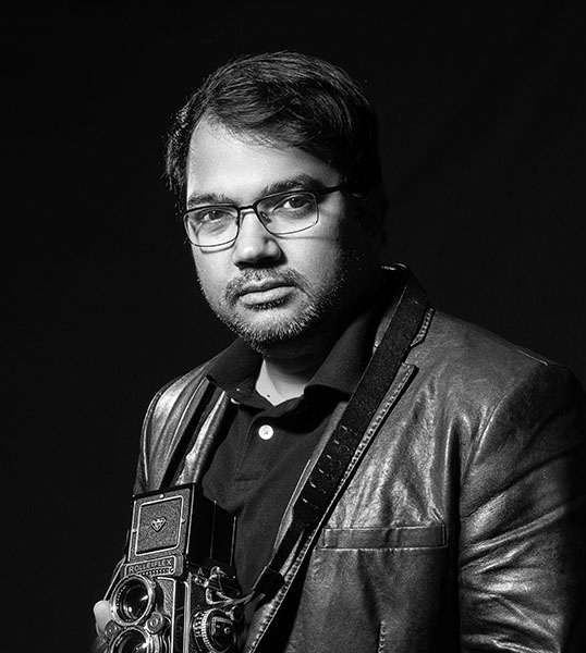 Andrew Rozario, cinematic documentary wedding photographer based in Washington DC